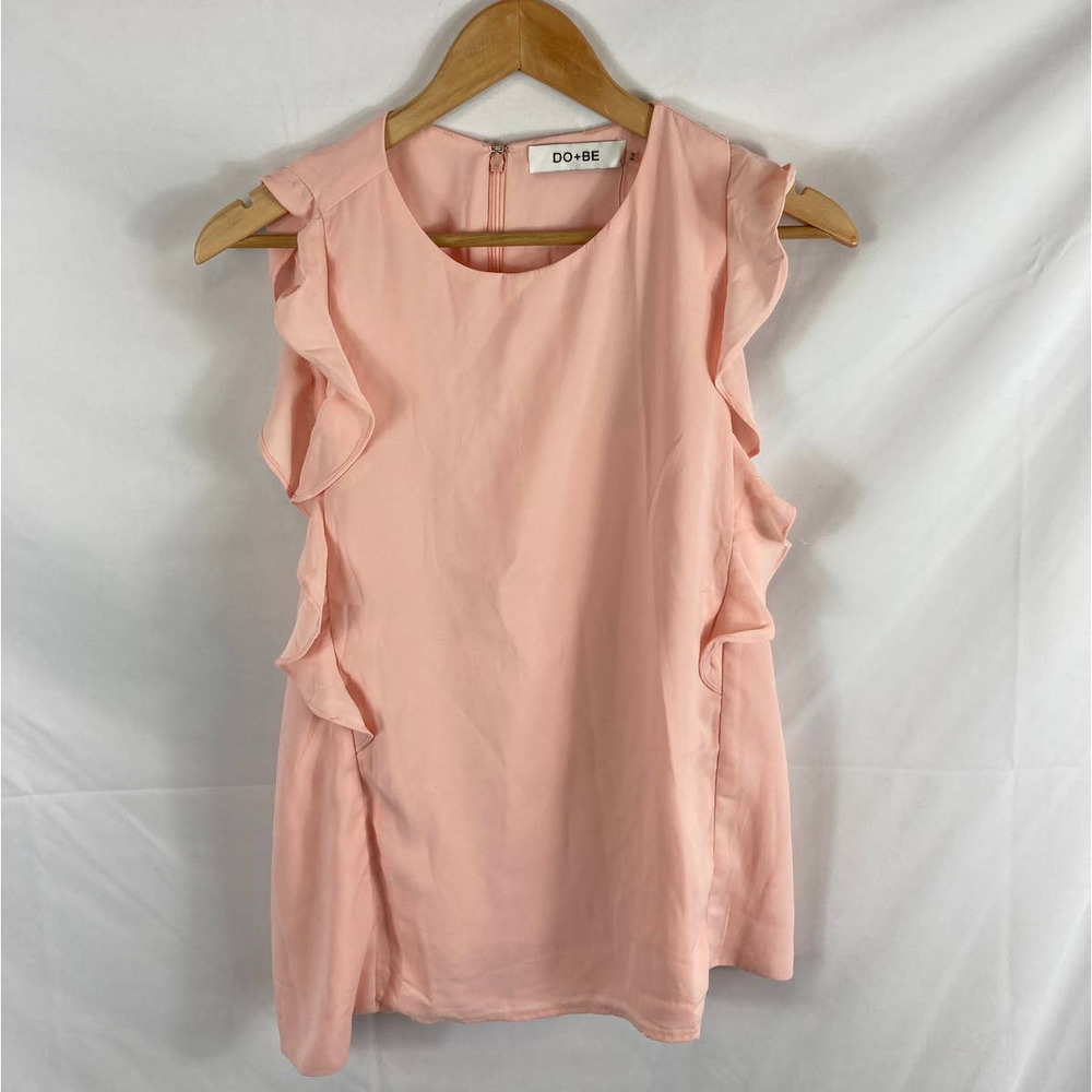 NWT Do + Be ruffle sleeveless top size medium